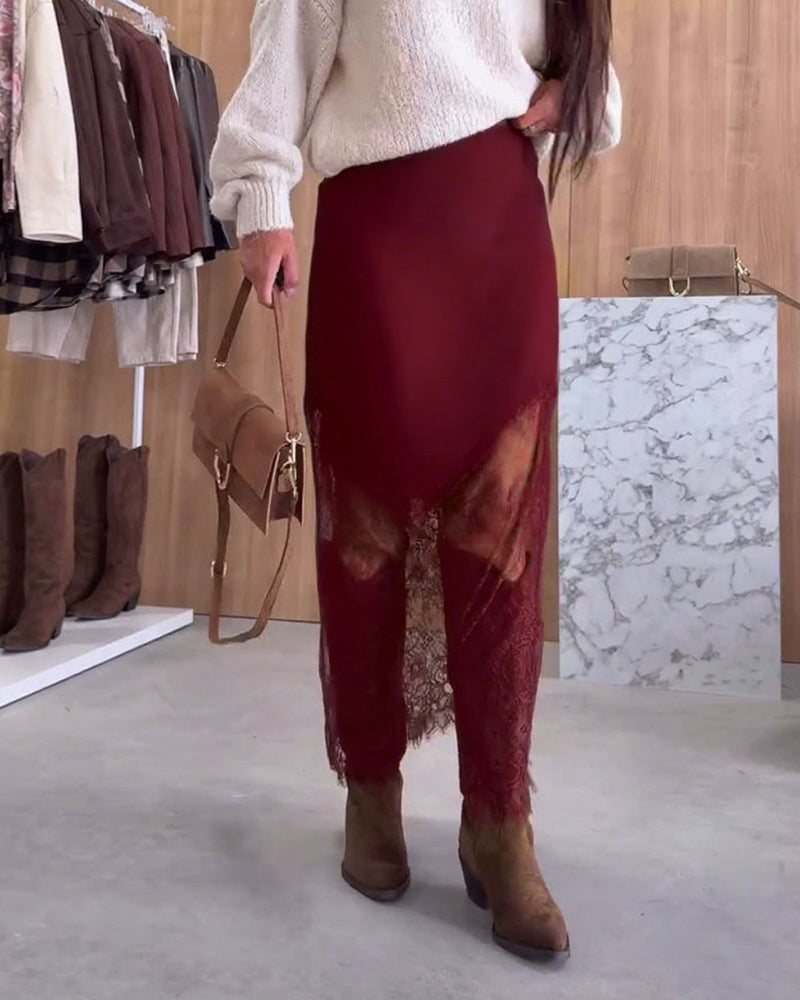 Véralune™ | Jupe en satin avec empiècements en dentelle