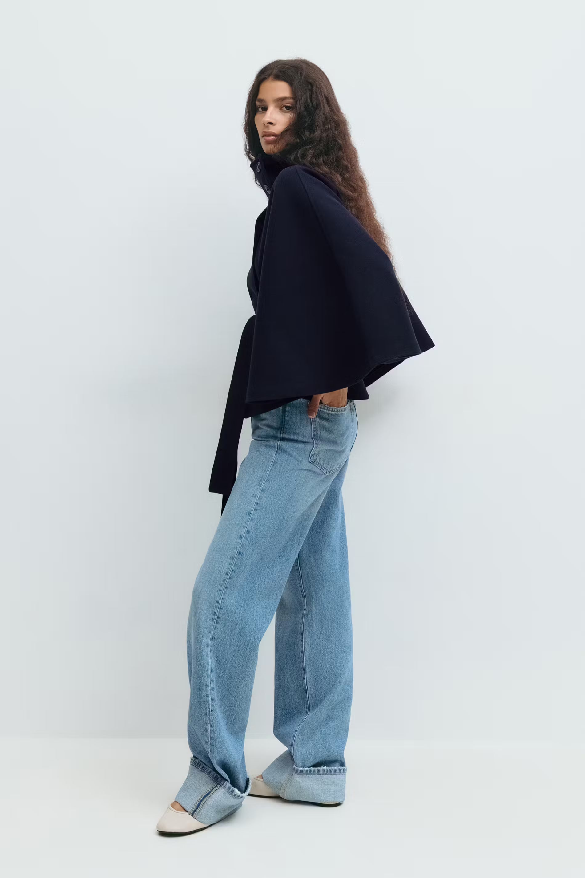 Véralune™ | Élégante veste pour femme avec ceinture et col montant