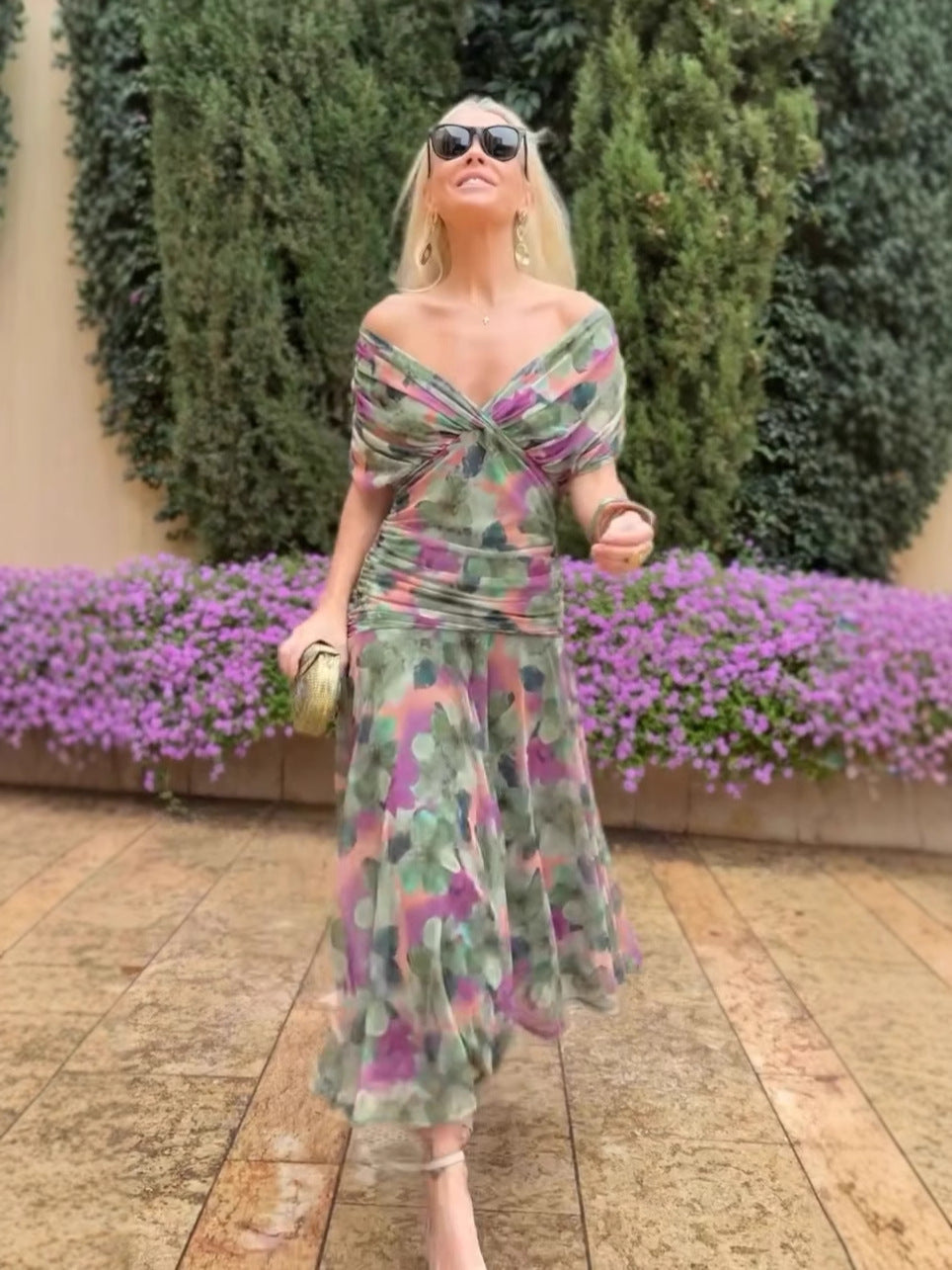 Véralune™ | Robe imprimée à encolure en V et épaules dénudées